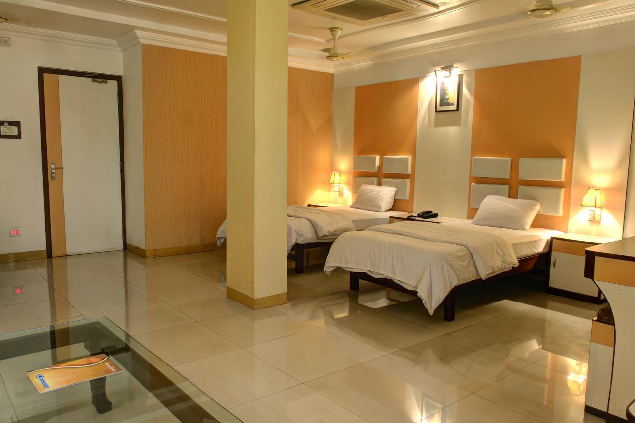 Blue Diamond The Hotel Korba Bagian luar foto