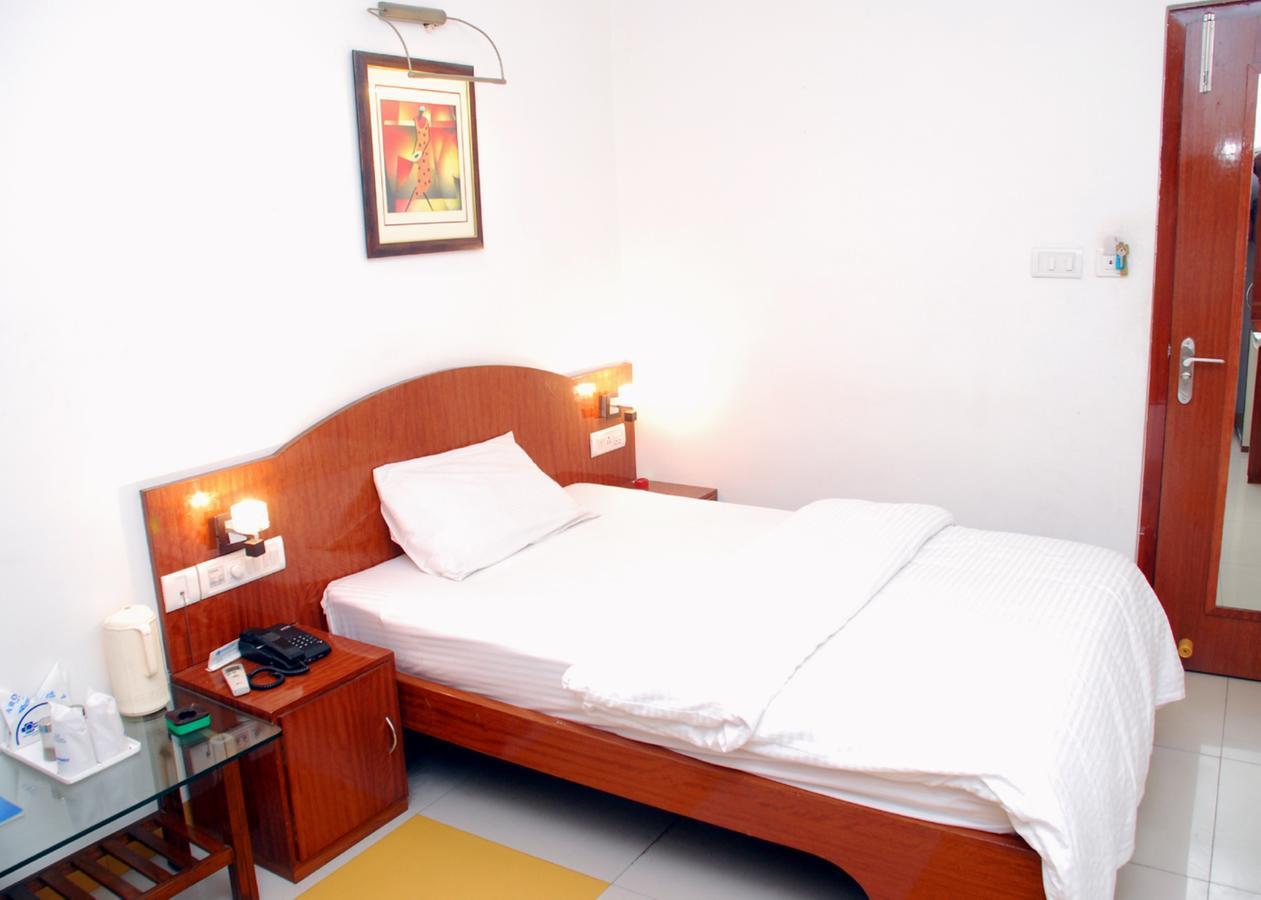 Blue Diamond The Hotel Korba Bagian luar foto